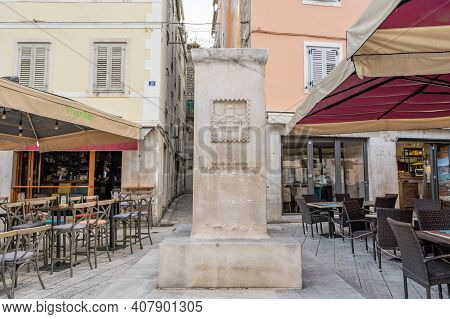 Split, Croatia - Aug 14, 2020: Coat Of Arm Stone Written In Latin Happy Is The Palace Of Split So Lo