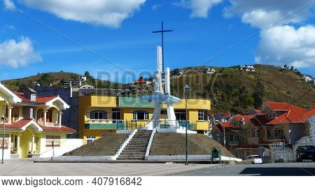 Chordeleg, Ecuador - October 10, 2018: Small Town In Azuay Province Of Ecuador Is Widly Known For Ma