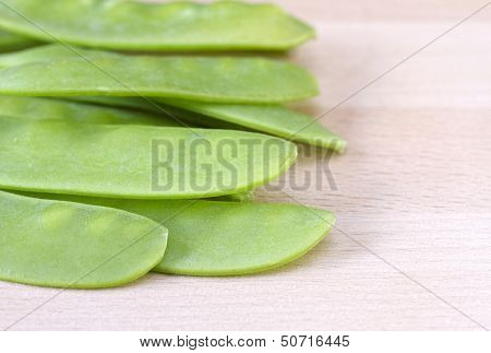 Close up image of mangetout