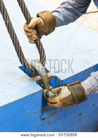 Fitting Bolt Anchor Shackle With Wire Rope Sling