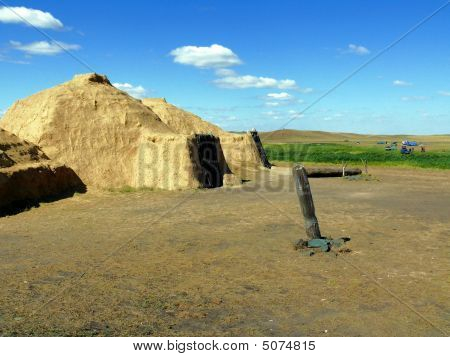 House Of Stone Age (ricostruzione) - Arkaim