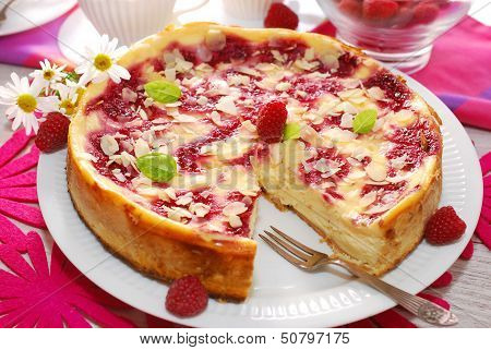 Cheesecake With Raspberries And Almonds