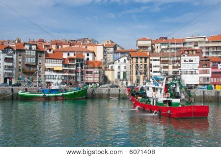 เรือใน Lekeitio