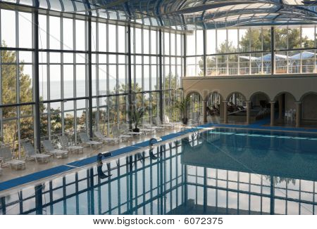Schwimmbad im Hotel
