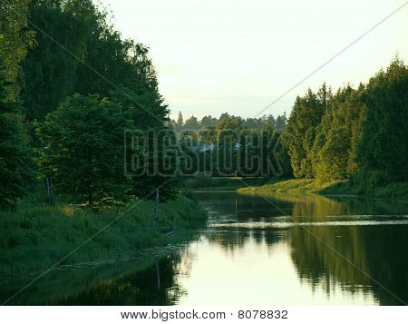 Křivka řeka v greeness