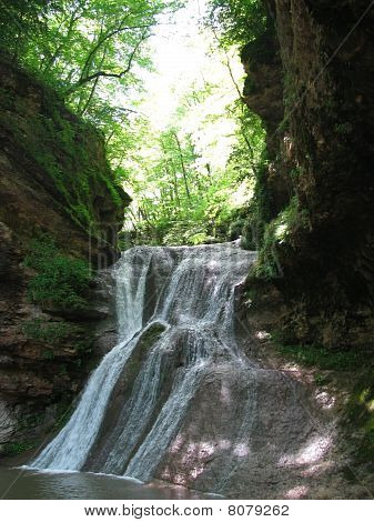 Falls