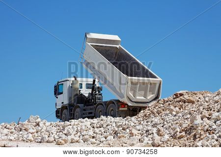 Tipper Truck