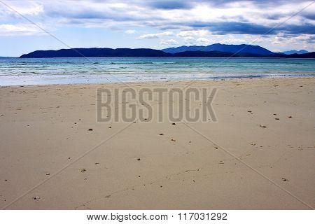 Relax In The  Blue Lagoon And Boat    Coastline Nosy Iranja