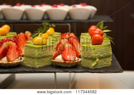 Greentea Cak Strawberry Tart