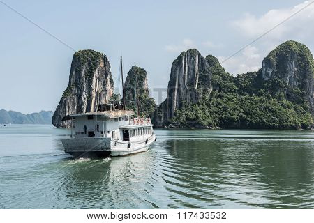 Sailing on the Ocean