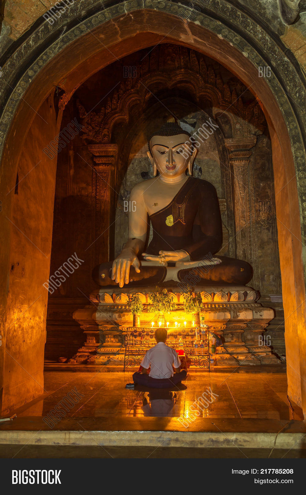 Buddha Statue Burmese Image & Photo (Free Trial) Bigstock