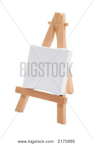 Une toile vierge