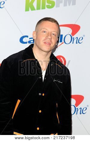 LOS ANGELES - DEC 2:  Macklemore at the Jingle Ball 2017 at the Forum on December 2, 2017 in Inglewood, CA