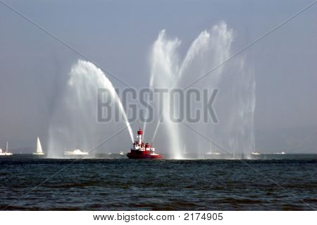 Bateau-pompe en Action
