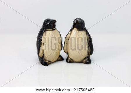 eyeless penguin salt and pepper shaker set