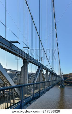 Mid-hudson Bridge - New York