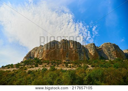 View to the top of the canyon from the foot of it