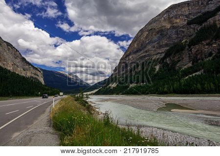Rocky Mountains. Canada Alberta Banff national park Icefields parkway Sunwapta river
