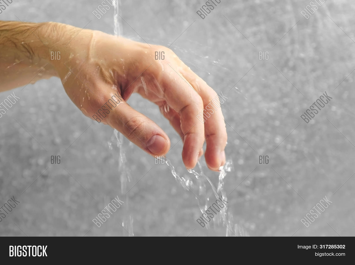 Pour through. Pour through. Pour through. Pour through. рисование акриловыми красками через дуршлаг.