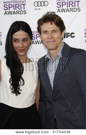 SANTA MONICA, CA - 25 FEB: Willem Dafoe presso il 2012 Film Independent Spirit Awards il 25 febbraio, 2