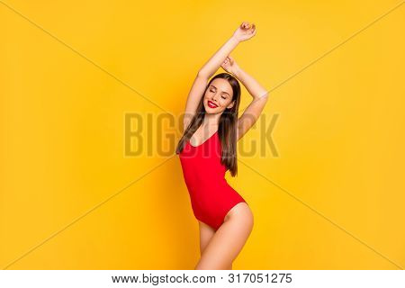 Portrait Of Nice-looking Attractive Lovely Feminine Sweet Gorgeous Charming Sportive Cheerful Cheery