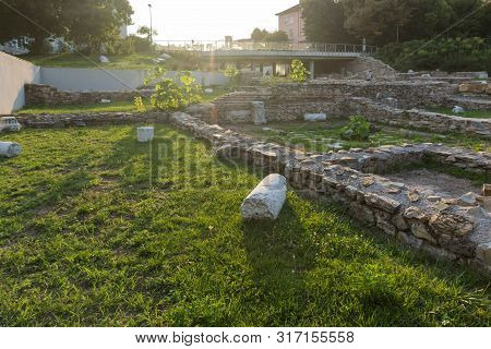 Stara Zagora, Bulgaria - August 5, 2018:  Ruins Of Ancient Roman City Of Augusta Traiana In The Cent