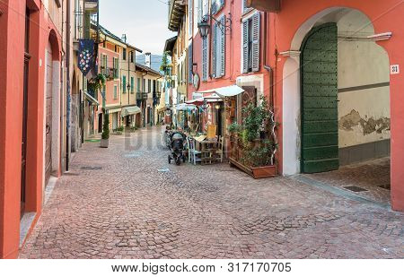 Luino, Lombardy, Italy - October 28, 2016: Historic Center With Typical Bars, Restaurants And Shops 