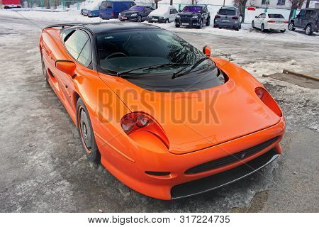 January 3, 2013; Kiev, Ukraine. Jaguar Xj220 (1991). Hypercar. Winter. Cold