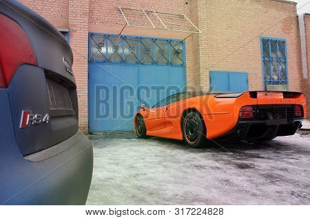 January 3, 2013; Kiev, Ukraine. Jaguar Xj220 (1991). Hypercar. Winter. Cold