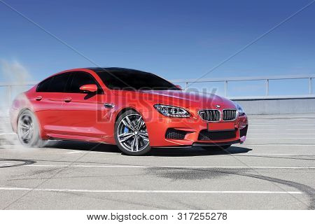 July 5, 2016 - Kiev, Ukraine. Red Bmw M6 In The City