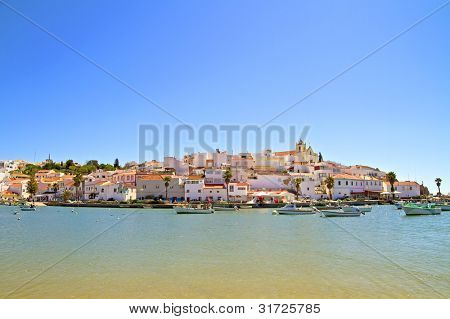 Algarve 포르투갈에 Ferragudo 마