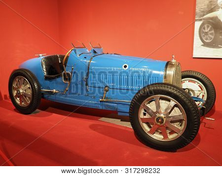 Mulhouse, France On August 2018: Blue Bugatti Type 35b Grand Prix Racer 1929 4933 3842-pb5 F Produce