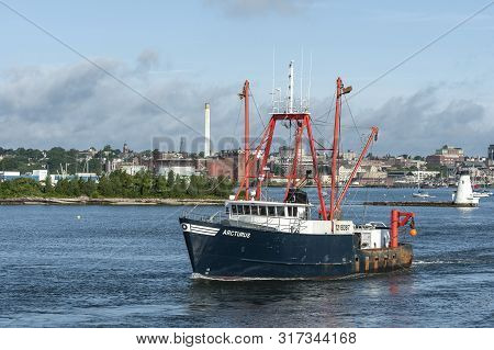 New Bedford, Massachusetts, Usa - August 8, 2019: Commercial Fishing Vessel Arcturus Crossing New Be