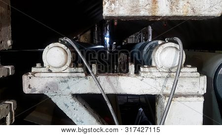 Part Of Machines For The Production Of Dry Pulp    For Further Processing In A Paper Plant