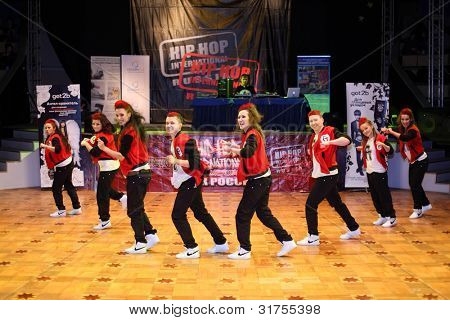 MOSCOW - MARCH 26: F-team group dance at Hip Hop International Cup of Russia 2011 semifinal, on March 26, 2011 in Moscow, Russia. Main prize is $1000 for each team member and trip to Las Vegas.