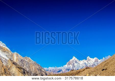 Goro Ii Concordia Peak On The Way To K2