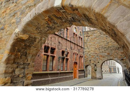 Arches Located On Sint Servaasklooster Street (western Side Of The Basilica Of Saint Servatius, 11th