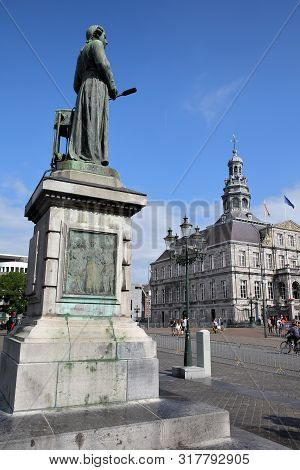 The Bronze Statue Of Jan Pieter Minckeleers, Designed By Bart Van Hove And Unveiled In 1904, Located