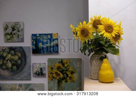 Kremenchuk, Ukraine: August 15, 2019 - Exhibition Of Paintings Copied From The Originals By Students