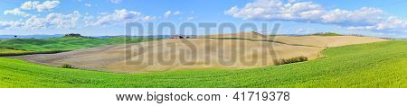 Toskana, lÃ¤ndliche Landschaft. Rolling Hills, countryside drauÃŸen, Baum