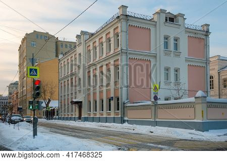 Moscow, Russia - January 17, 2021: View Of The Malaya Ordynka Street On A Frosty Winter Morning Afte