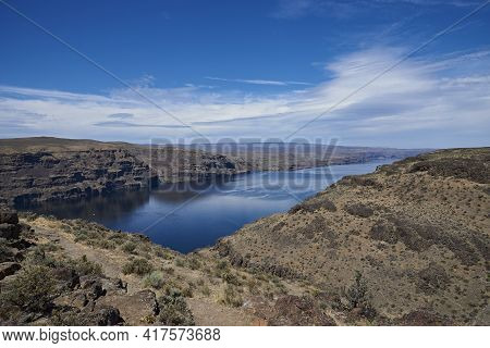 View Over Wanapum Lake And Columbia River On Gingko State Park
