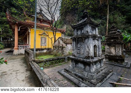 Bich Dong Pagoda Tam Coc