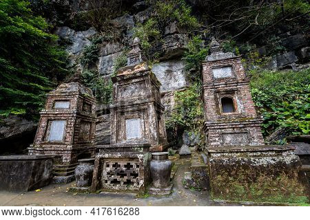 Bich Dong Pagoda Tam Coc