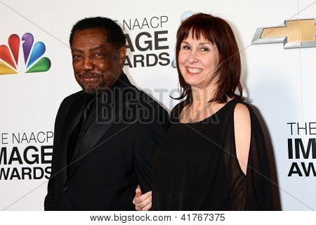 LOS ANGELES - JAN 31: Jim Reynolds, żona Lissa Reynolds przybywa 44 NAACP Image Awards w t