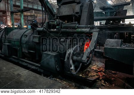 Iron Pipe Centrifugal Pipe Casting Machine At The Foundry