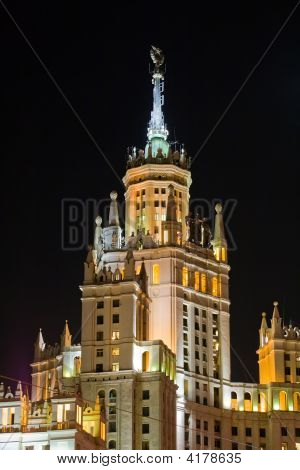 Sovjetiska skyskrapa