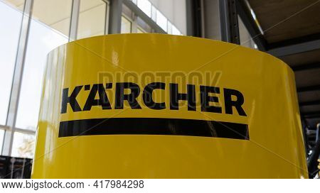 Bordeaux , Aquitaine France - 04 22 2021 : Karcher Brand Logotype Text And Sign Logo On Equipment St