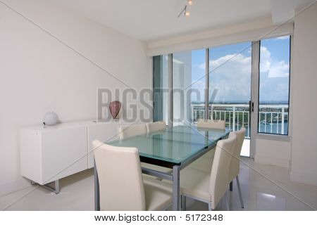 Hedendaagse eetkamer