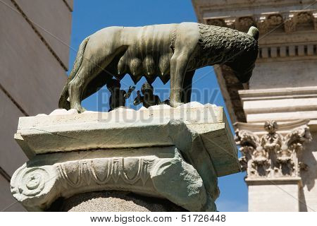 She-wolf with Romolo and Remo, Roma, Italy